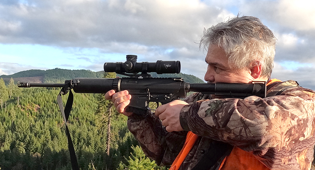 Can I use a Low-Power Variable Optic (LPVO) for Hunting? - Warne