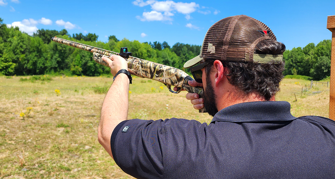 skeet shooting with a red dot using a shotgun rib mount