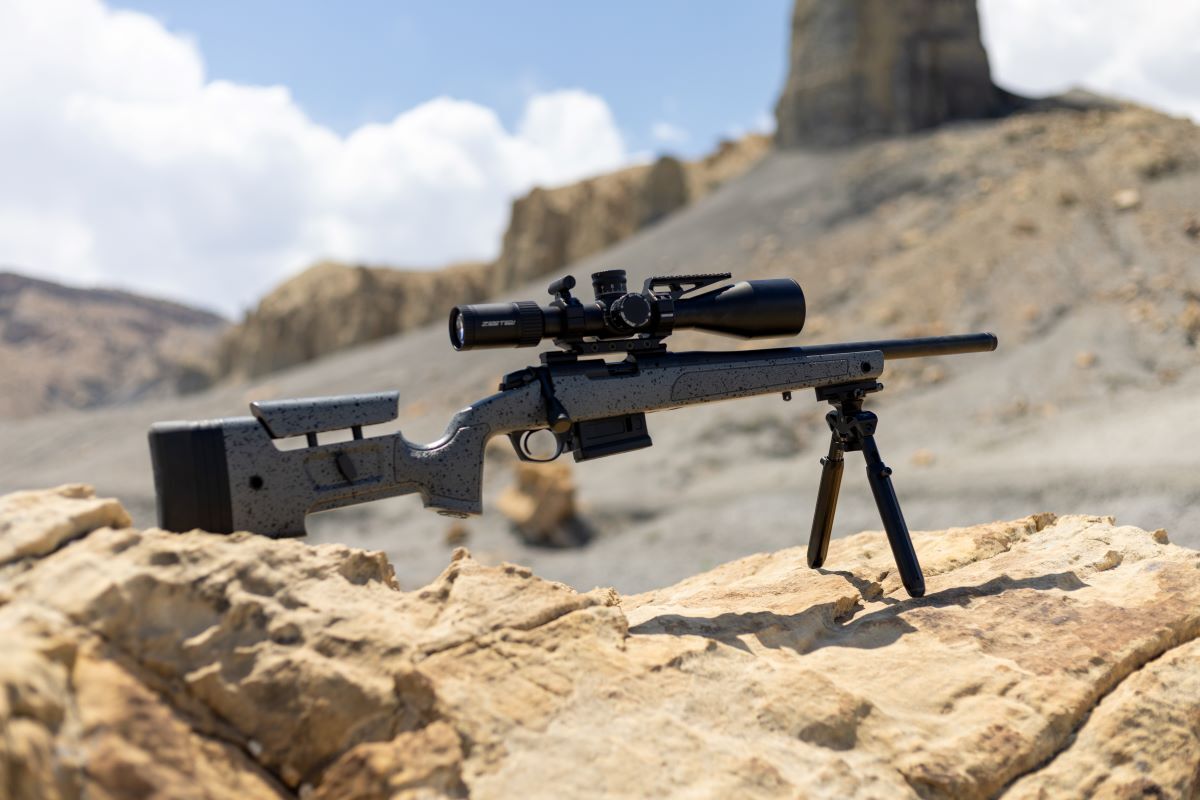 Warne Vapor Bipod Warne Vapor Bipod on Bergara rifle